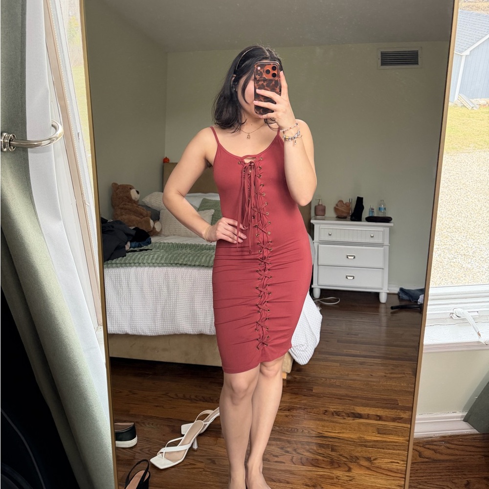 Y2K Lace up midi dress